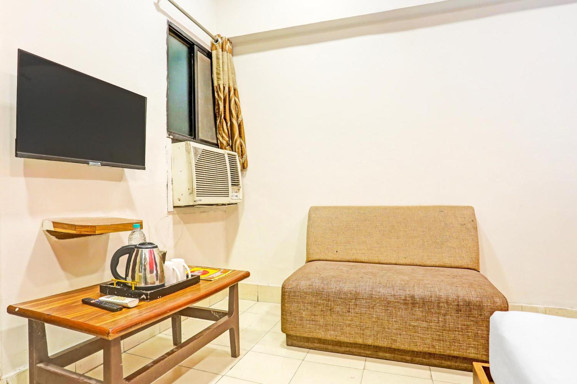 Super Hotel O Jaistambh Chowk Formerly Guru Kirpa Rāipur Eksteriør bilde