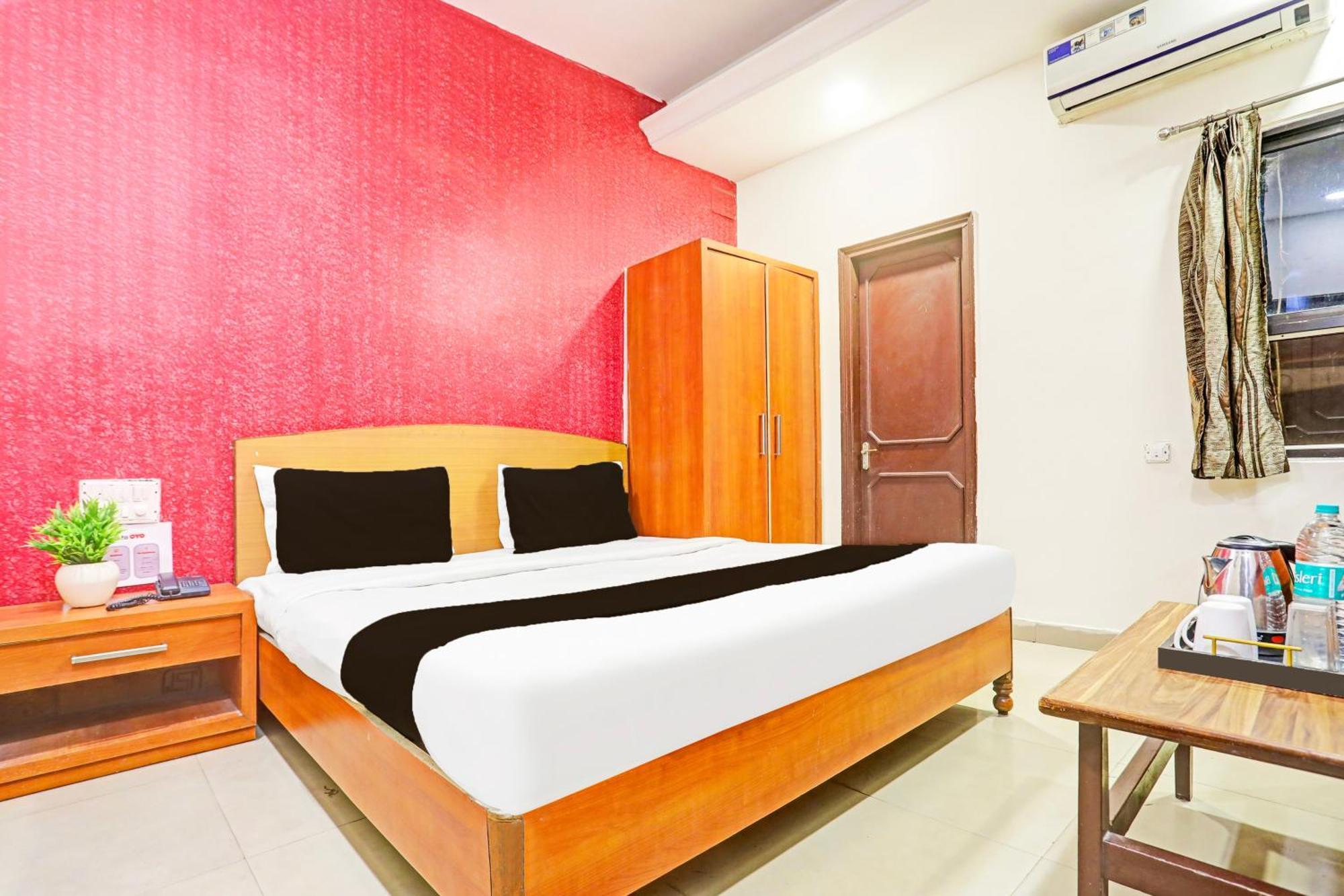 Super Hotel O Jaistambh Chowk Formerly Guru Kirpa Rāipur Eksteriør bilde
