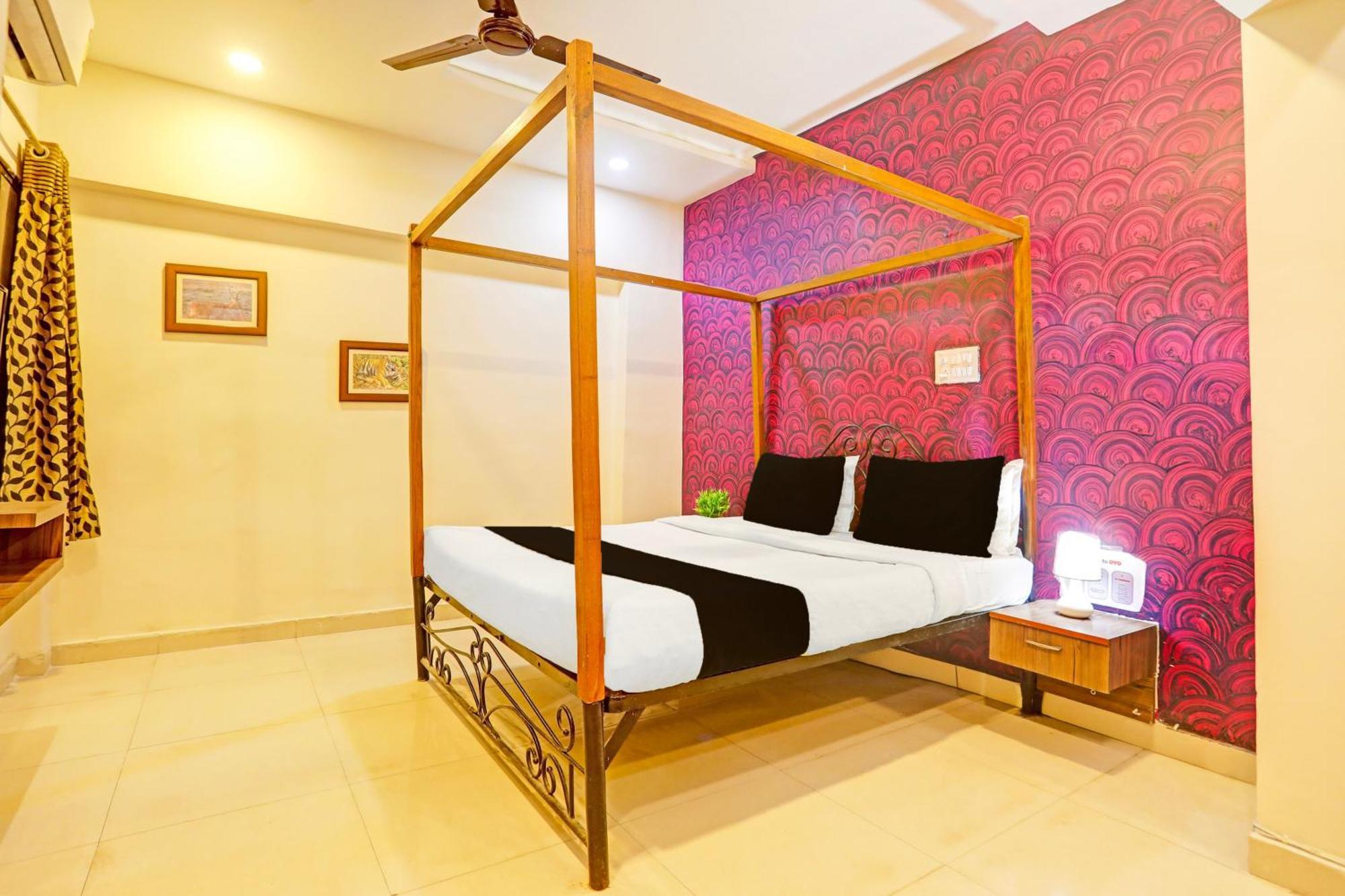 Super Hotel O Jaistambh Chowk Formerly Guru Kirpa Rāipur Eksteriør bilde